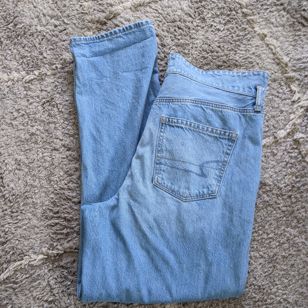 American Eagle Mom Jeans Size 12